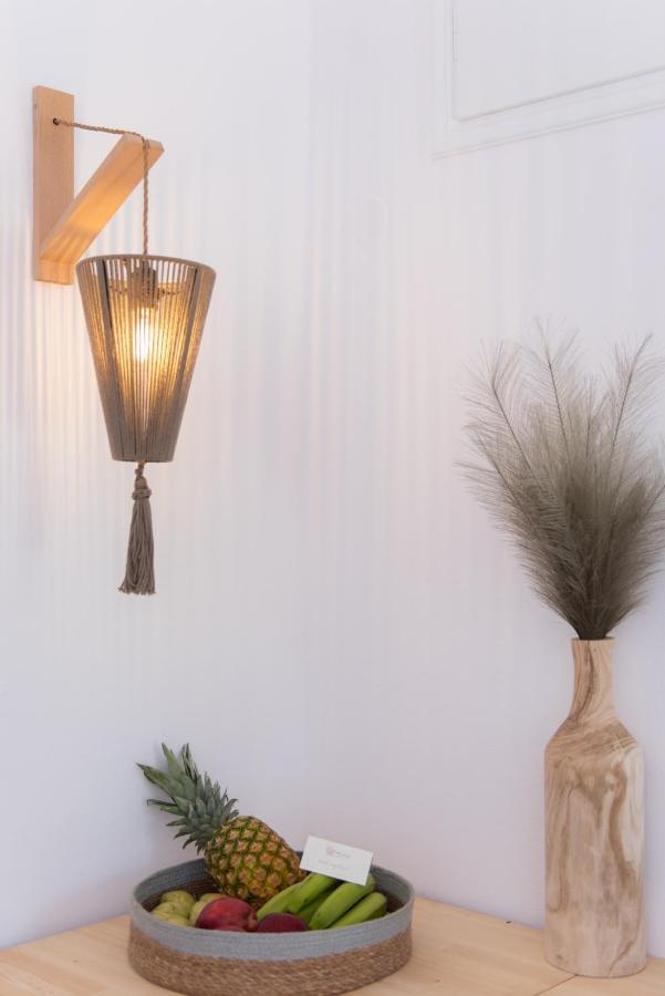 Miles Away Luxury Apartments Platis Gialos  Bagian luar foto