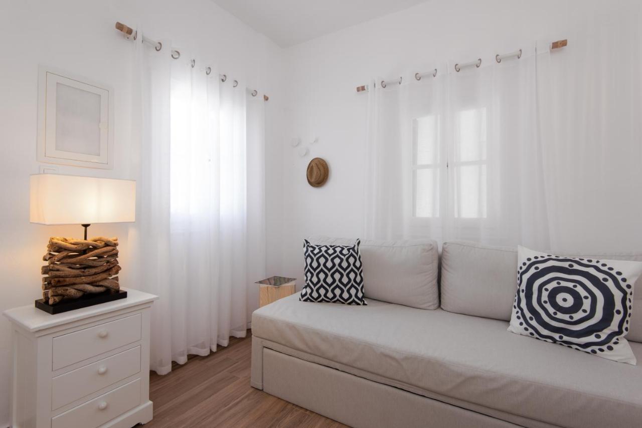 Miles Away Luxury Apartments Platis Gialos  Bagian luar foto