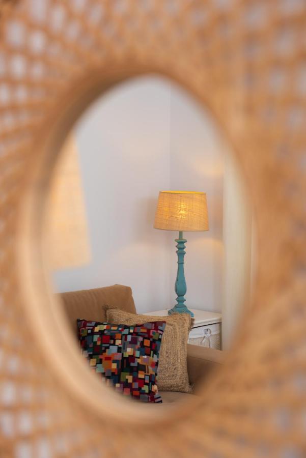 Miles Away Luxury Apartments Platis Gialos  Bagian luar foto