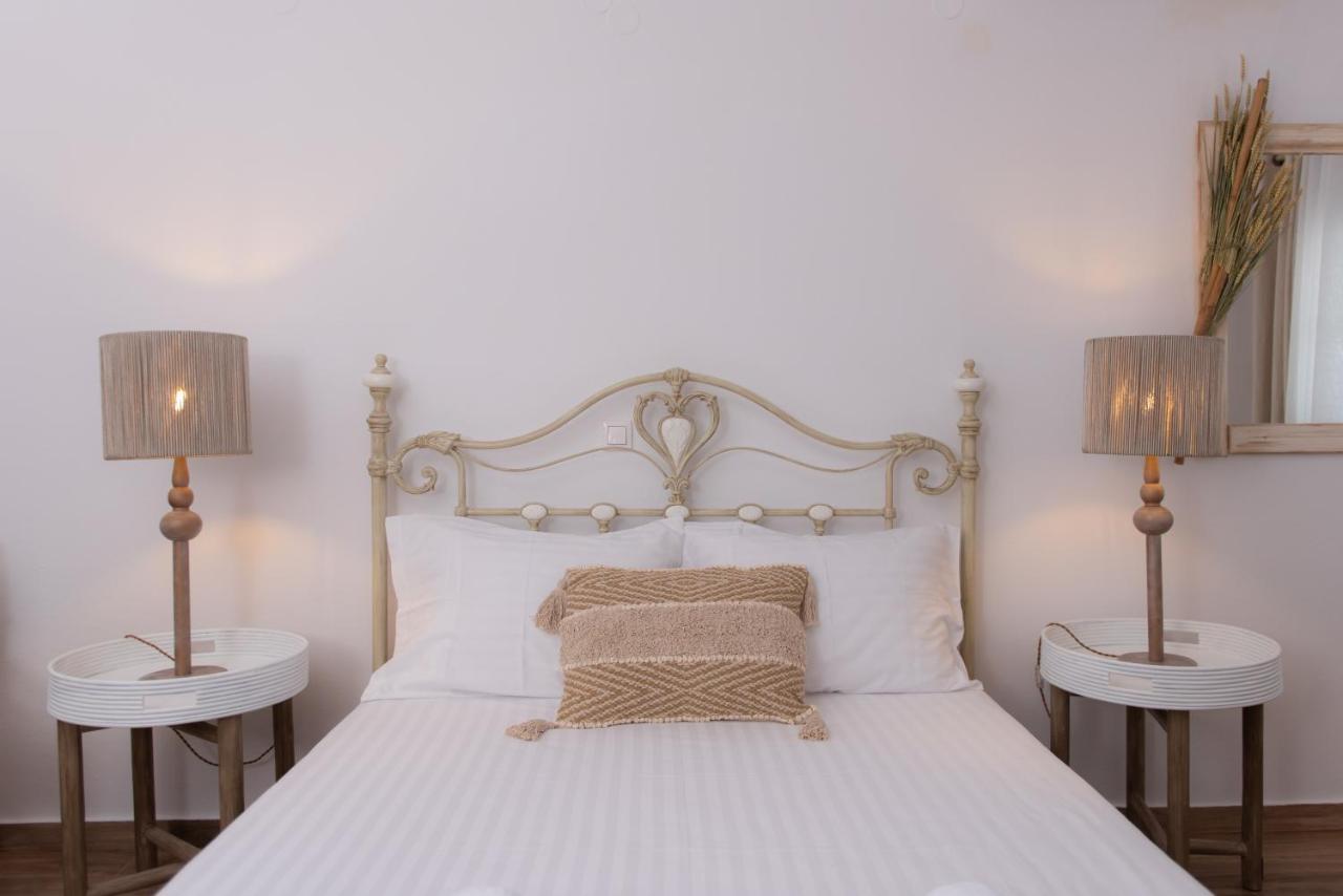 Miles Away Luxury Apartments Platis Gialos  Bagian luar foto